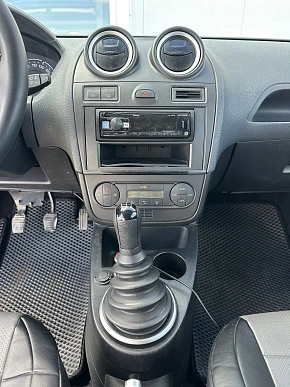 Купить Форд Фиеста 2006г.