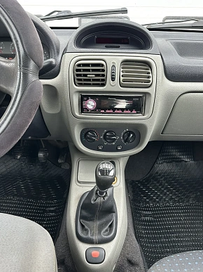 Купить Рено Сймбол 2005г.