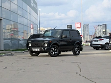 Lada Niva Legend